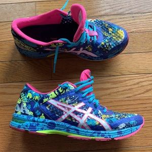 ASICS women GEL-Noosa Tri 11 running shoe